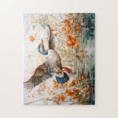 Mallard flying above pond with flowers legpuzzel (Verticaal)