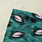 Mallards Zwemmen in het waterpatroon Strandlaken (In situ)