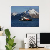 Malolo Tugboat in Dutch Harbour, AK Poster (Thuiskantoor)