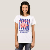 Malse Dieren Overgewaardeerde Aangepaste Tekst Leu T-shirt (Voorkant volledig)