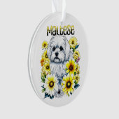 Maltees Klein :Witte hond Bree in gele bloemen Ornament (voorkant)