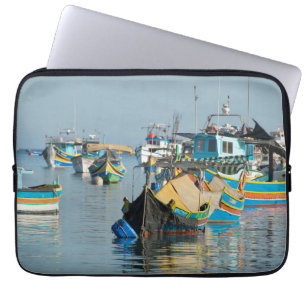 Maltees Vissen Boats   Marsaxlokk op Malta Laptop Sleeve