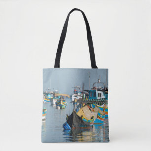 Maltees Vissen Boats Marsaxlokk op Malta Tote Bag