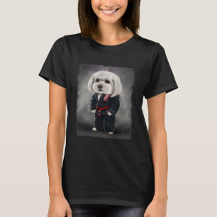 Maltese hond judo karate meester in zwarte judogi t-shirt