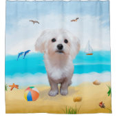 Maltese hond op strand douchegordijn (Voorkant)