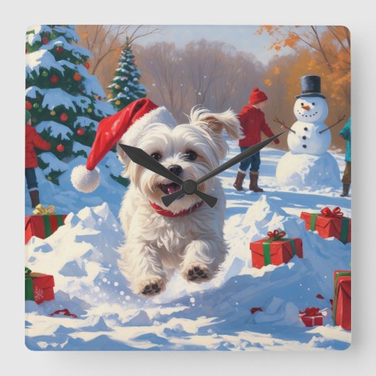 Maltese hond rent in de sneeuw met kerst Pet Vierkante Klok (Voorkant)