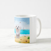 Maltezer hond op het strand koffiemok (Voorkant rechts)