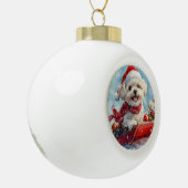Malti Tzu Hond in Sledge Laat het Sneeuw Kerstmis Keramische Bal Ornament (Links)