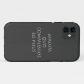 Malum quo communius eo peius Case-Mate iPhone case (Achterkant (horizontaal))