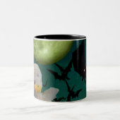 Mam, Bat en Moon Halloween Tweekleurige Koffiemok (Center)