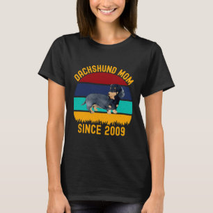 Mam Dachshund sinds 2009 Funny Dogs Quotes 174 T-shirt