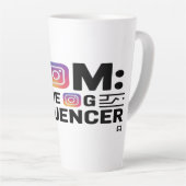 Mam: de OG-influencer Latte Mok (Rechterhoek)