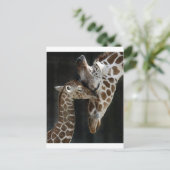 Mam en Baby Giraffe Knuffel Briefkaart (Staand voorkant)