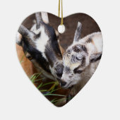 Mam en Baby Goat Keramisch Ornament (Rechts)