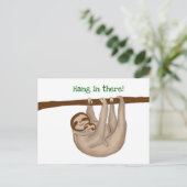 Mam en baby sloth 'hang in daar' briefkaart (Staand voorkant)