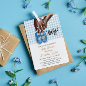 Mam en Pap Holding Blue Shoes Baby shower Kaart