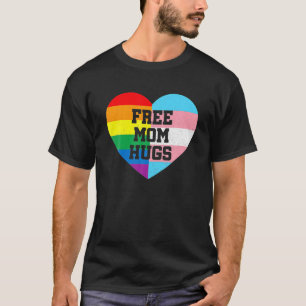 Mam hugs met regenboog en transgendervlaghart t-shirt
