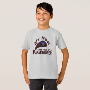 Mam is mijn favoriete 82e Airborne Paratrooper T-shirt
