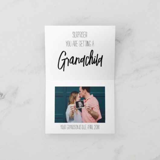 Mam Je krijgt een kind met een klein kind. Aankondiging (Binnen)