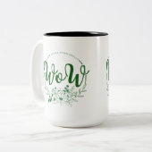 MAM op zijn kop spelt WOW! (Voorkant links)