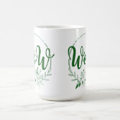 MAM op zijn kop spelt WOW! (Midden)