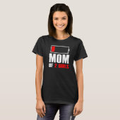 Mam van 2 meisjes Verband Mam Lage batterij Funny  T-shirt (Voorkant volledig)