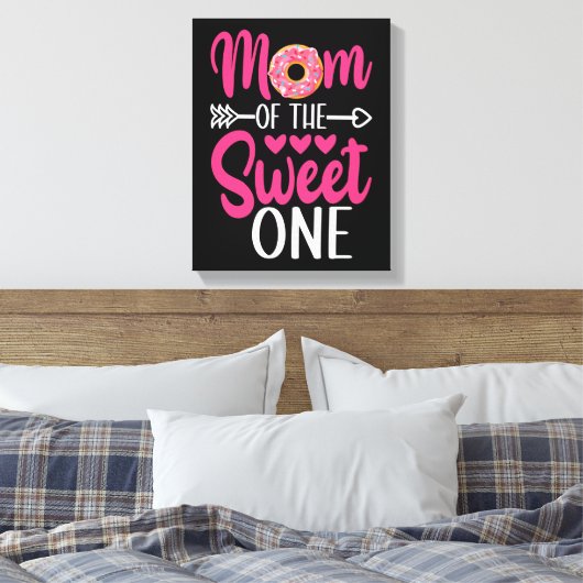 Mam van de Sweet One Sprinkst Donut Canvas Afdruk (Insitu (Slaapkamer))