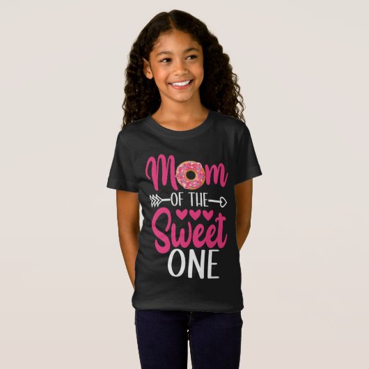 Mam van de Sweet One Sprinkst Donut T-shirt (Voorkant volledig)
