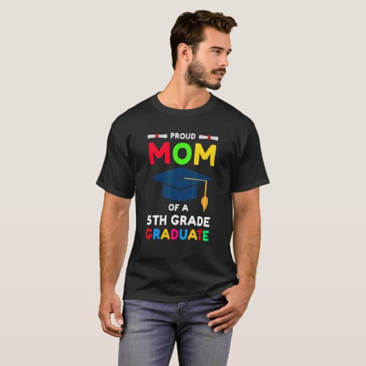Mam van de vijfde klas Afstuderen senior T-shirt (Voorkant volledig)