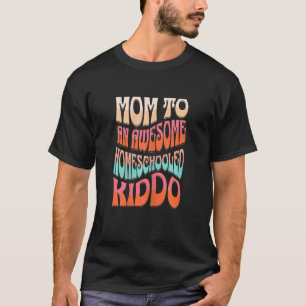 Mam van vrouwen aan een Geweldige huisvrouw Kiddo T-shirt