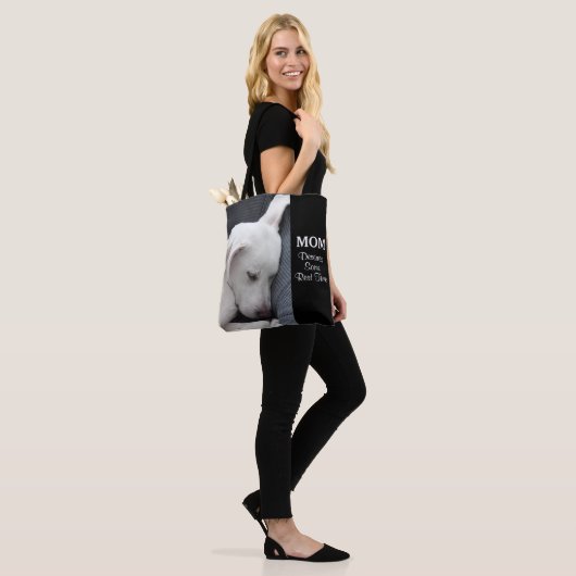 Mam verdient een rusttijd witte puppy Dog Tote Bag (Op model)