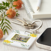 Mam, we houden van je gele bloemenfoto sleutelhanger (Voorkant Rechts)
