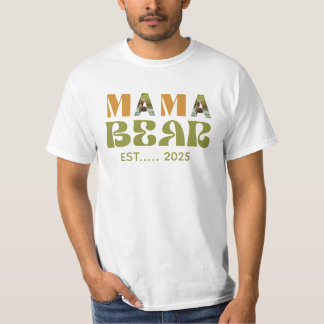 Mama Bear Heartwarming Illustration T-shirt