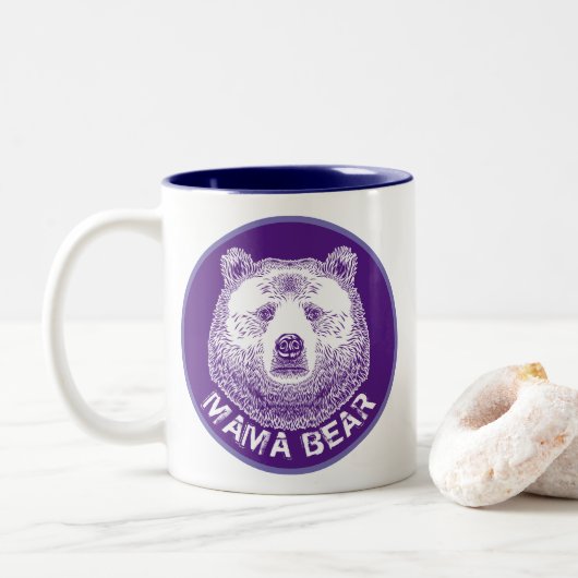 Mama Beer, hand-tekening illustratie Tweekleurige Koffiemok (Met donut)