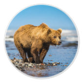 Mama beer kijkt naar haar twee kinderen keramische knop (Voorkant)