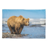 Mama beer kijkt naar haar twee kinderen kussensloop (Achterkant)