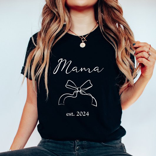 mama | Coquette White Bow en Script op zwart T-shirt