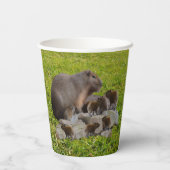 Mama en Baby Capybaras, Papieren Bekers (Achterkant)