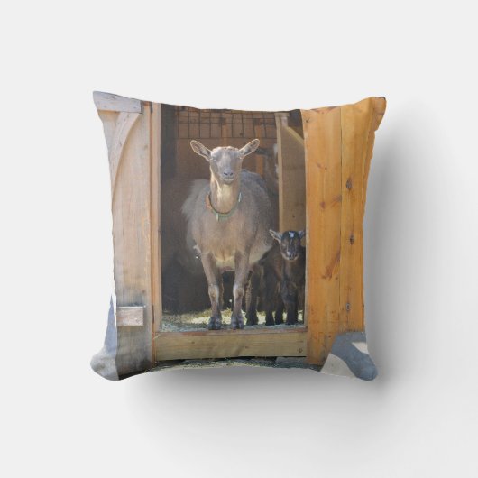Mama en Baby Goat Pillow Kussen (Voorkant)