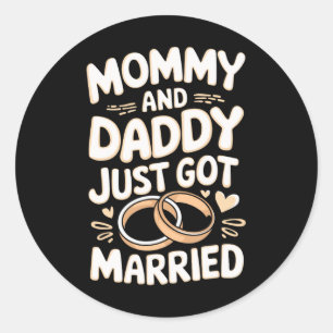 Mama en papa zijn net getrouwd ronde sticker