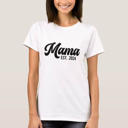 Mama Est 2024 - Stijlvol Moeder Gift T-shirt (Voorkant)