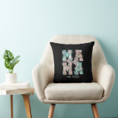 Mama Est. 2025 Floral Boho Typography Art Kussen (Stoel)