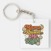 Mama Heeft Me Goed Opgevoed – Retro Groovy Typogra Sleutelhanger (Voorkant)
