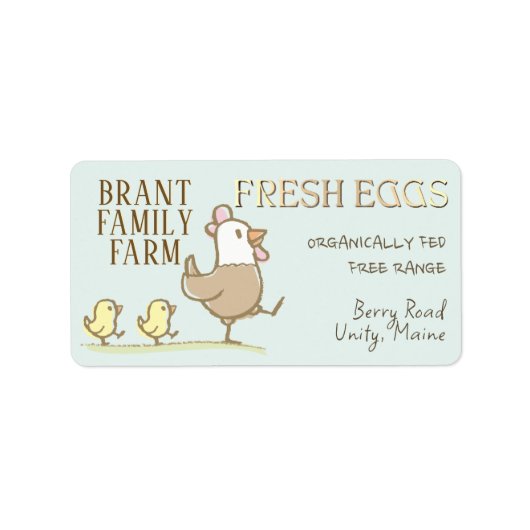 Mama hen en kuikens op een eierkleurig kartonetike etiket (Voorkant)