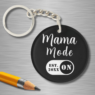 Mama Modus AAN, Jaar Opricht , Zwarte Custom Mom Sleutelhanger