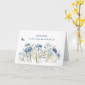 Mama Moederdag Dusty Blue Wildflowers Kaart (Gele Bloem)
