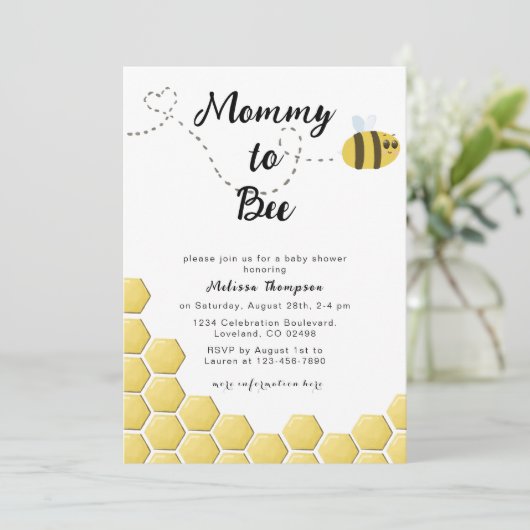Mama naar Bee Genderneutraal Honingraat Baby showe Kaart (Staand voorkant)