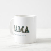 Mama op maat jaar - trendy floral Coffee Mok (Voorkant links)