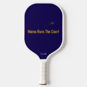 Mama Runs The Court Personalized Pickleball Mom Paddle (Achterkant)