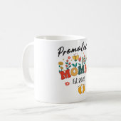 Mama-to-Be-test. 2025: De Keepsake van de Nieuwe M Koffiemok (Voorkant links)